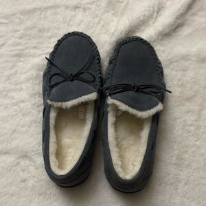 Cozy Women's Moccasins in Charcoal Gray